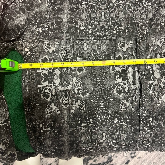 Southern Thread Pearl Snap Shirt XL LS - Picture 5 of 5